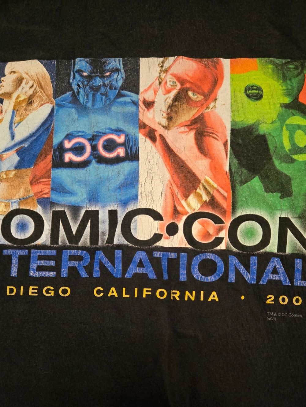2008 Comic Con - DC Comics - SDCC - Size XL